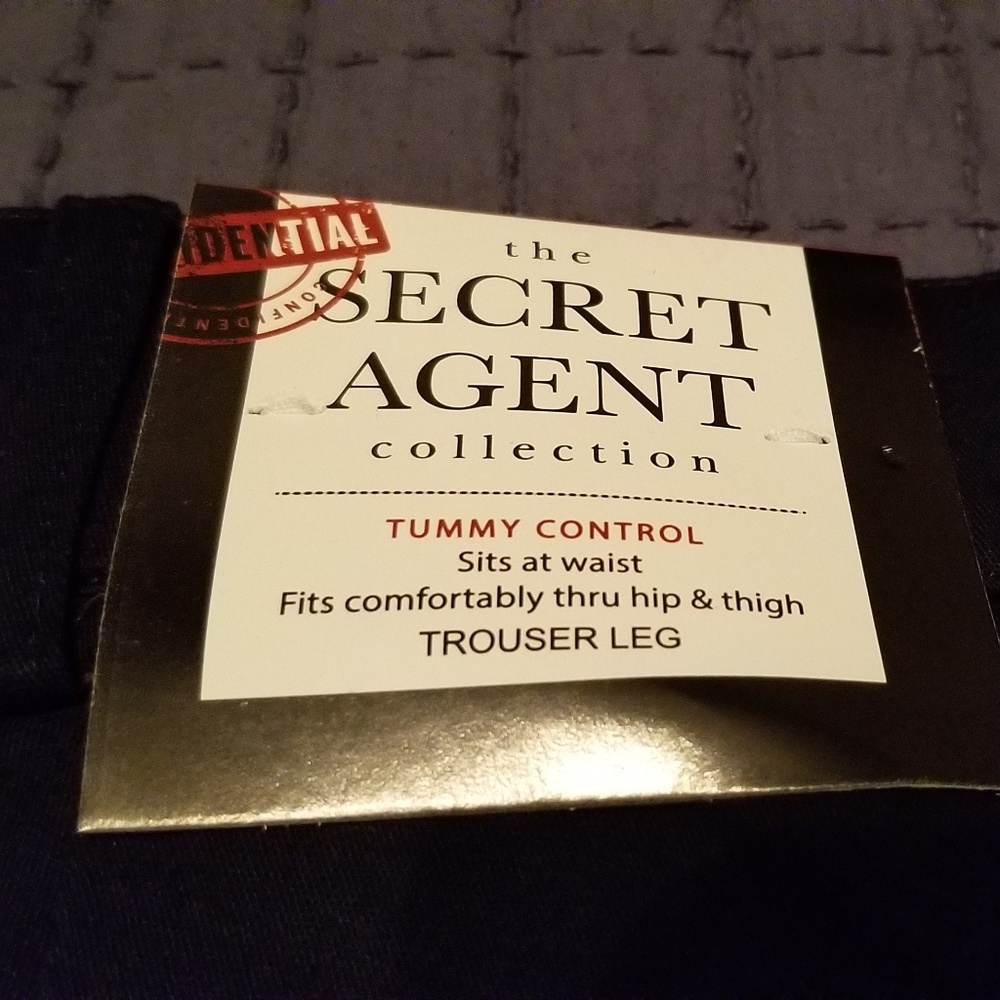 NWT Roz & Ali Secret Agent Pant (Petite)